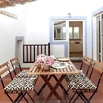 Casa Alfazemas Apartamento *